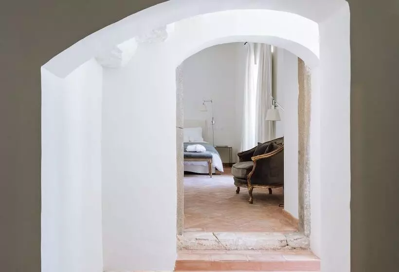 Majatalo Travassos 11