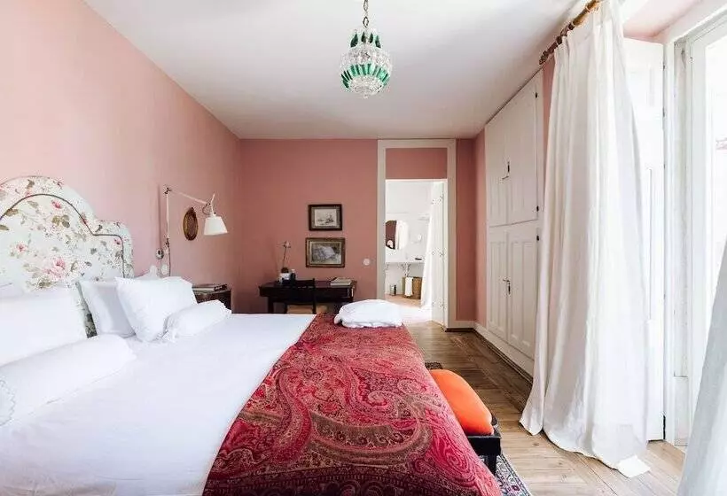 Majatalo Travassos 11