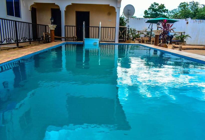 تختخواب و صبحانه Boshowa Villas