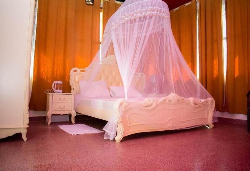 تختخواب و صبحانه Boshowa Villas