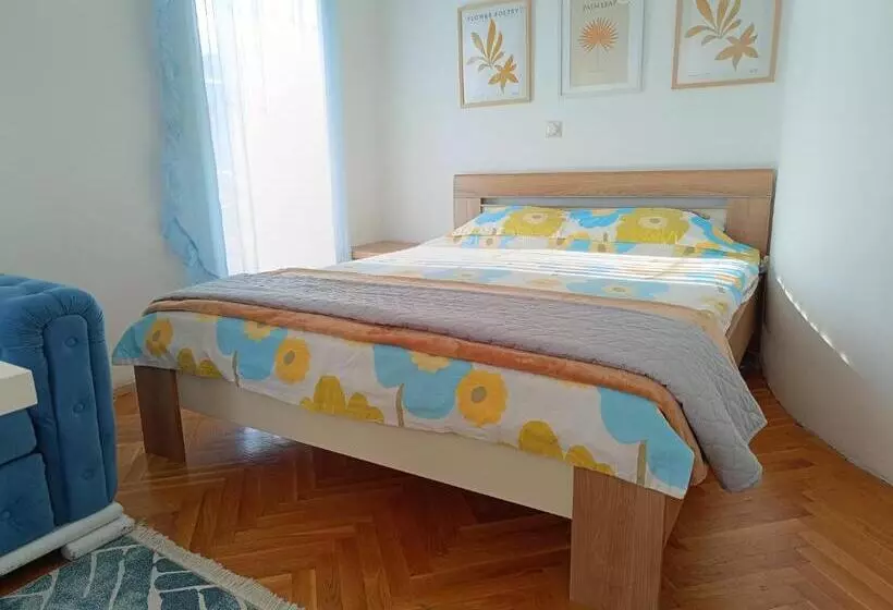 پانسیون Vila Sentić