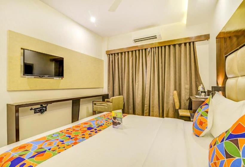 Отель Fab Urban Court