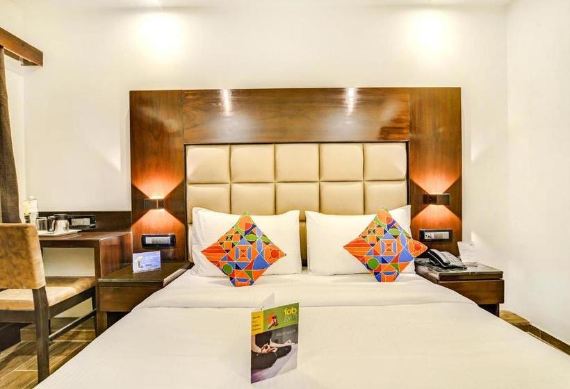 Отель Fab Urban Court