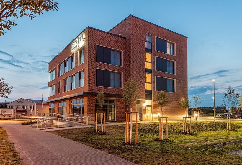 Отель Park Inn By Radisson Wismar