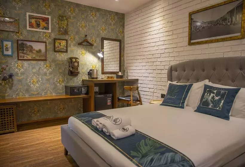 ホテル Carnarvon Suites