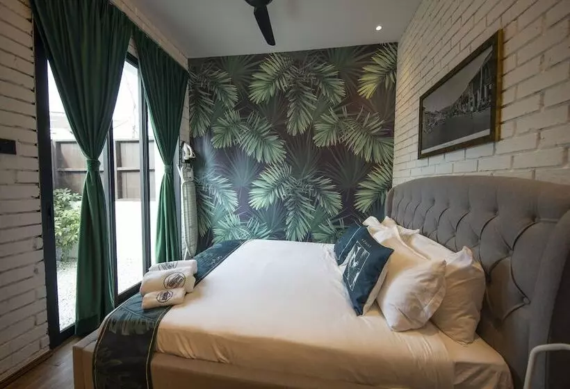 ホテル Carnarvon Suites