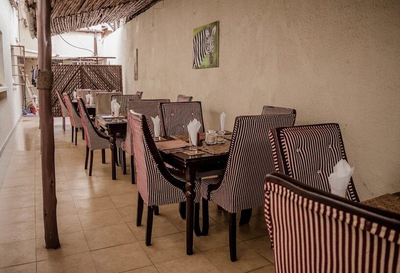 בית מלון כפרי Seronera