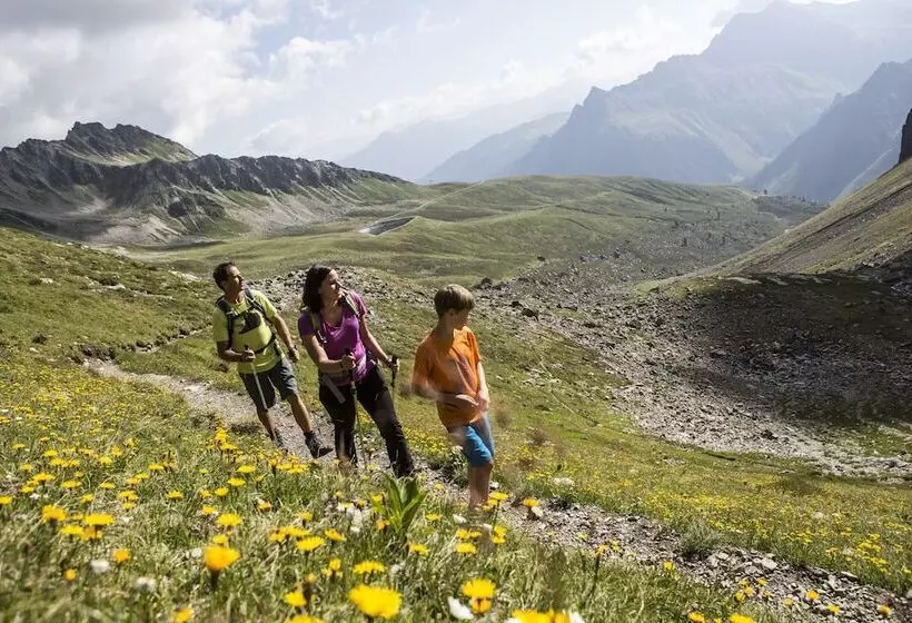 Hotelli Tui Blue Montafon