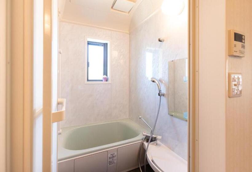 פנסיון Miyajima Fujinoya Female Only