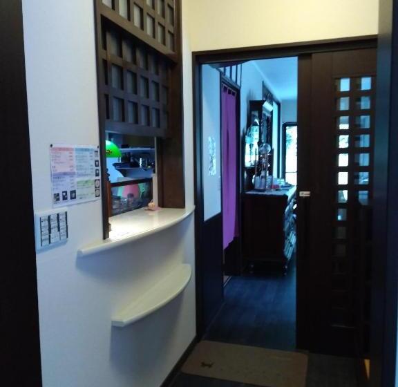 פנסיון Miyajima Fujinoya Female Only