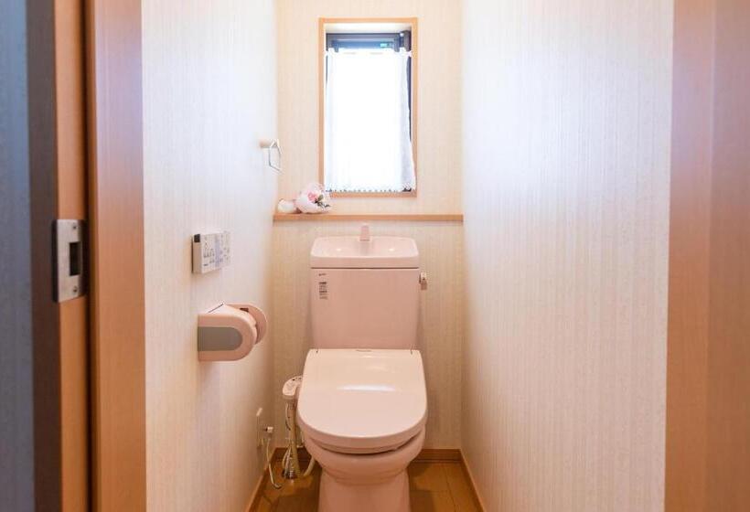 פנסיון Miyajima Fujinoya Female Only