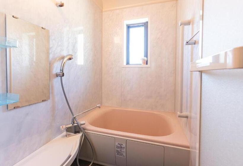 פנסיון Miyajima Fujinoya Female Only