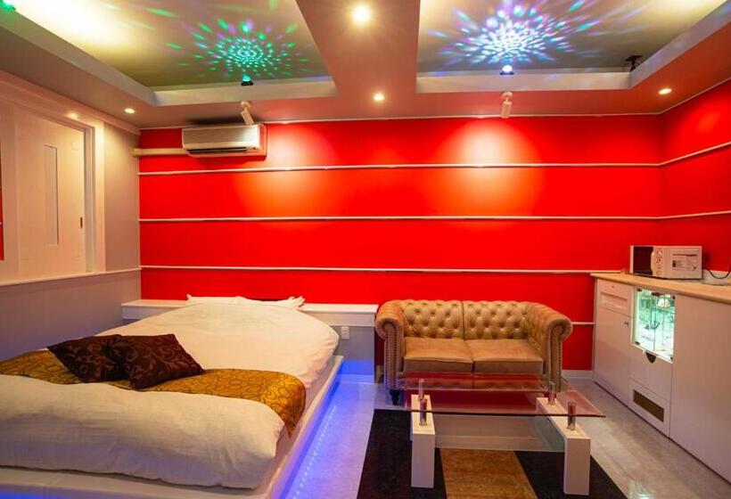 בית מלון כפרי Bypass