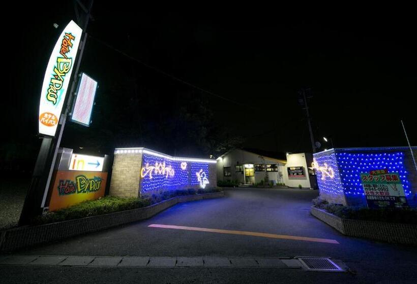 בית מלון כפרי Bypass