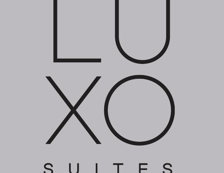 Hotelli Luxo Suites