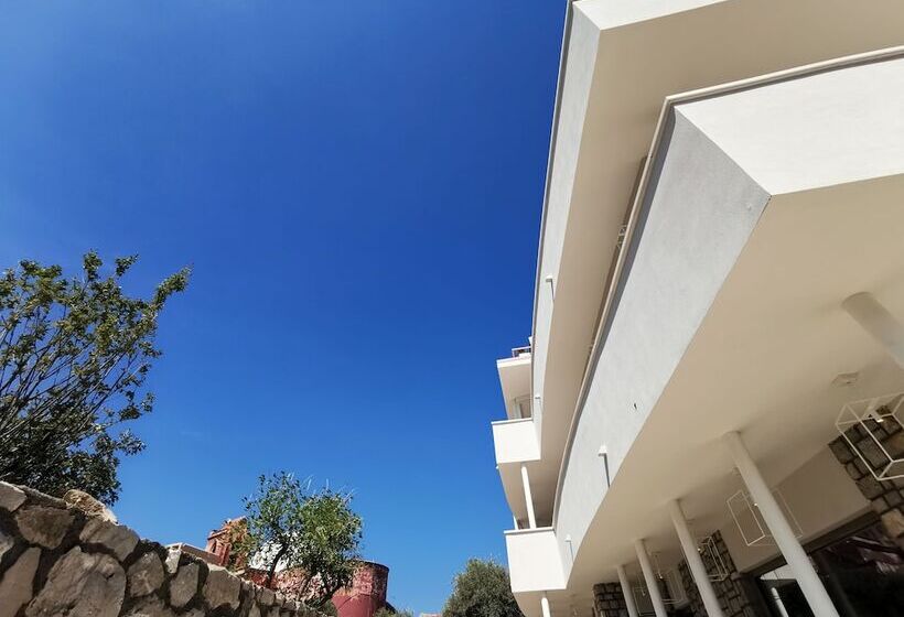 هاستل Maison Montechiaro