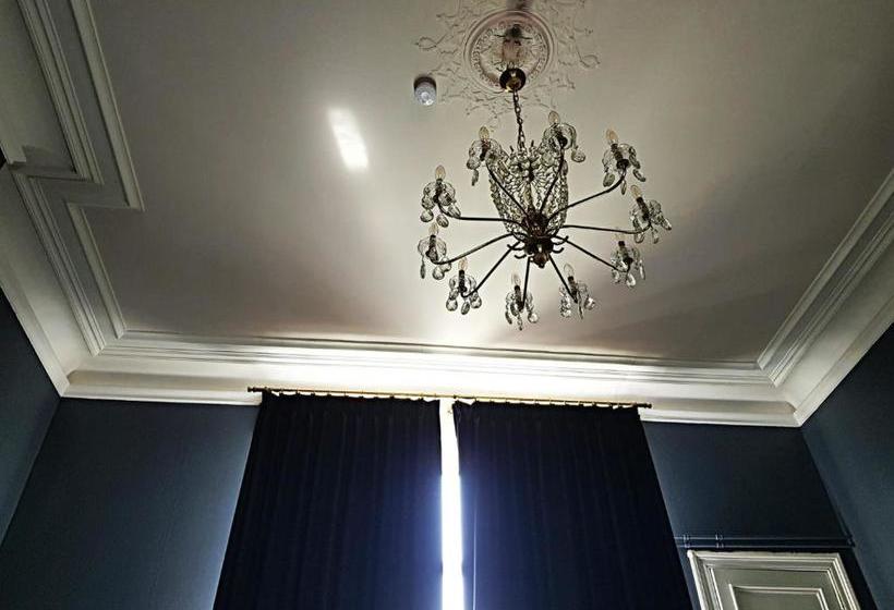 مبيت وإفطار Osti