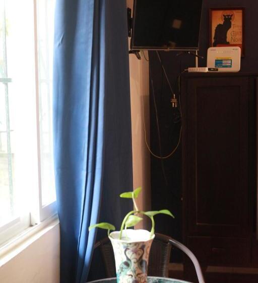 酒店 Bea Rooms And Studios