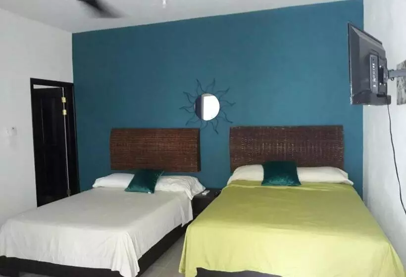 هتل Bea Rooms And Studios