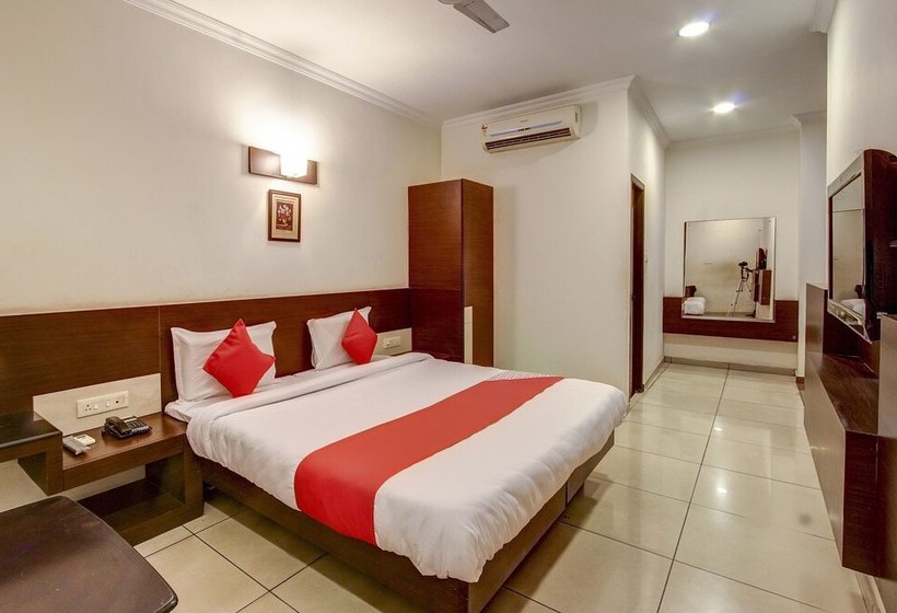 Отель Capital O 45454  The Spring