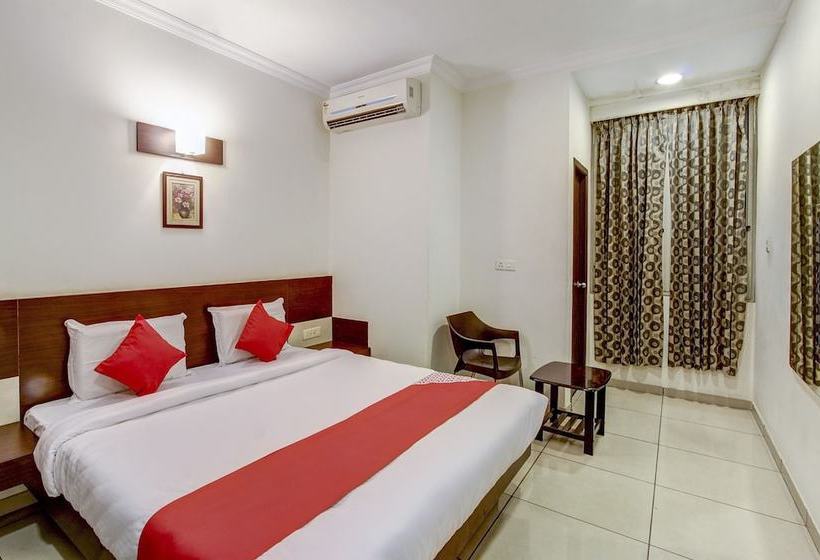 Отель Capital O 45454  The Spring