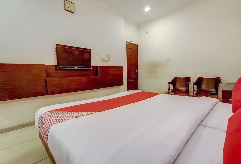 Отель Capital O 45454  The Spring