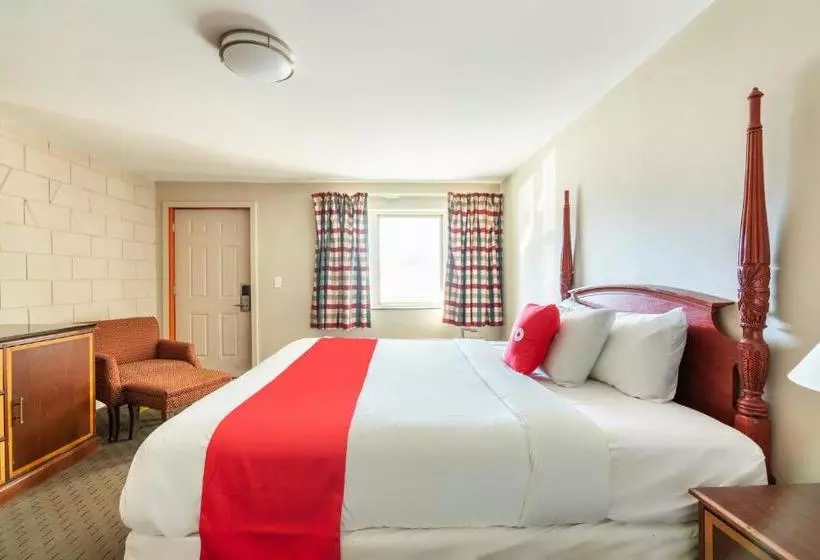 Motelli Broadway Inn