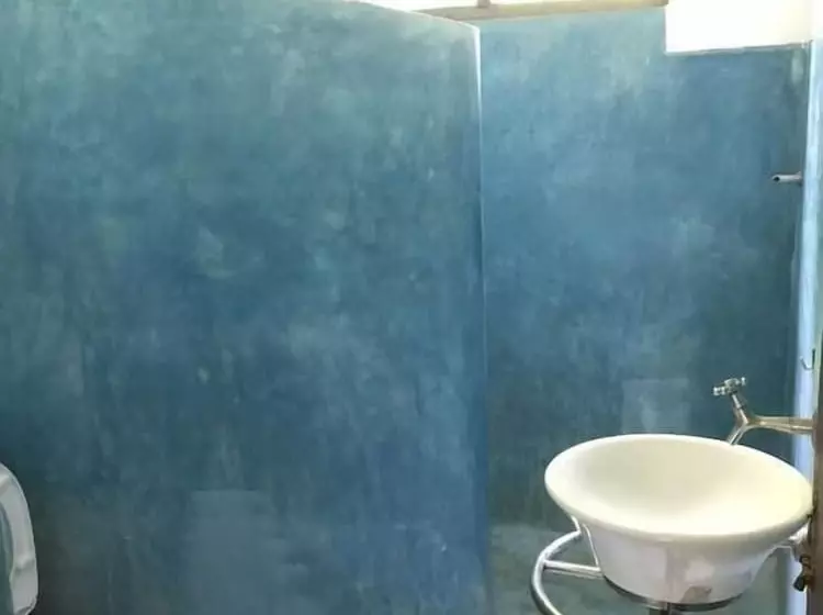 Pearl Villa Rooms And Hostel