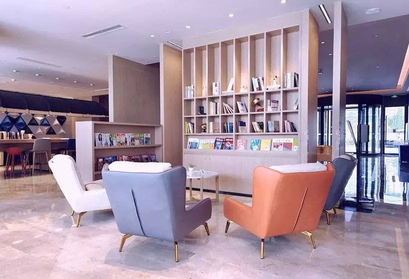 ホテル Holiday Inn Express Kunming West, An Ihg