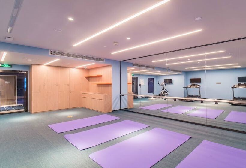 Отель Holiday Inn Express Kunming West, An Ihg