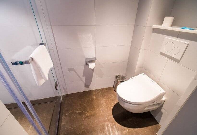 Отель Holiday Inn Express Kunming West, An Ihg