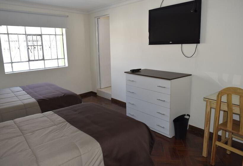 Pension El Mirador De Cortaderas