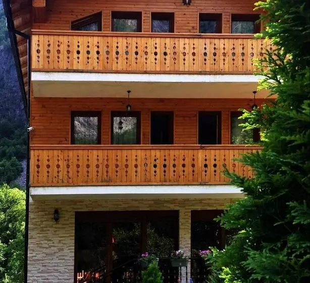 Vila Alexander B&b
