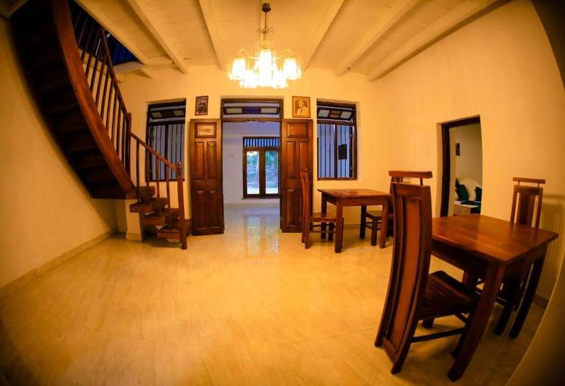مبيت وإفطار Kandy Spice Villa