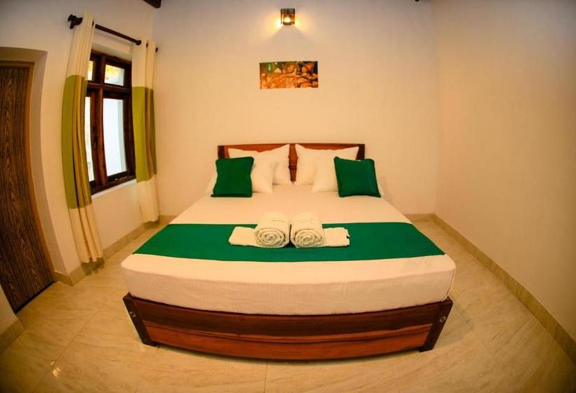 مبيت وإفطار Kandy Spice Villa