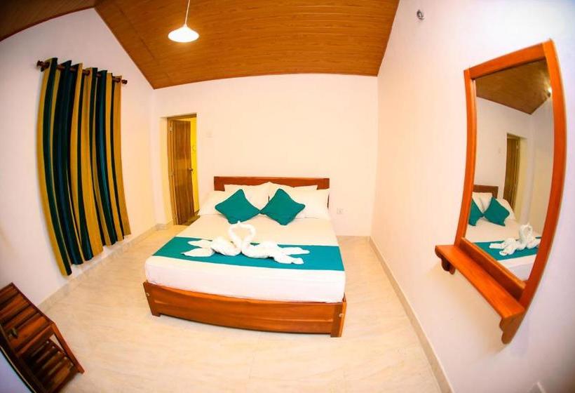 مبيت وإفطار Kandy Spice Villa