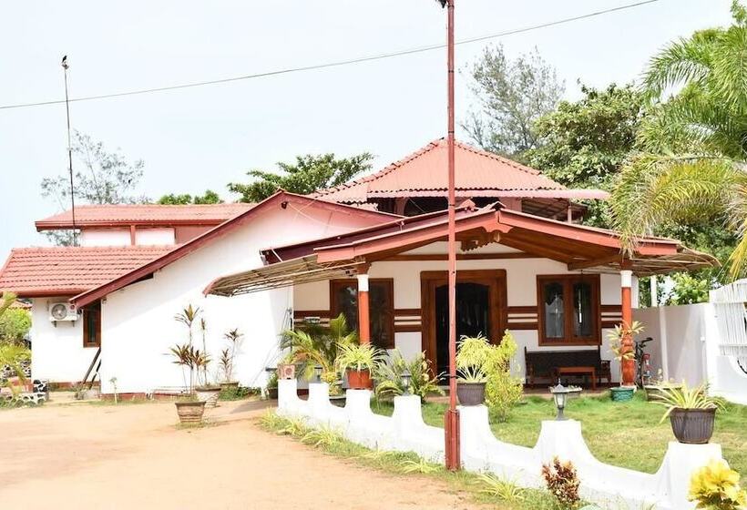 فندق Ananda S Beach Resorts