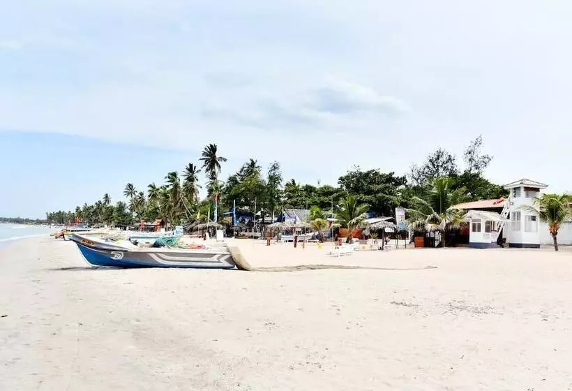 هتل Anandas Beach Resort