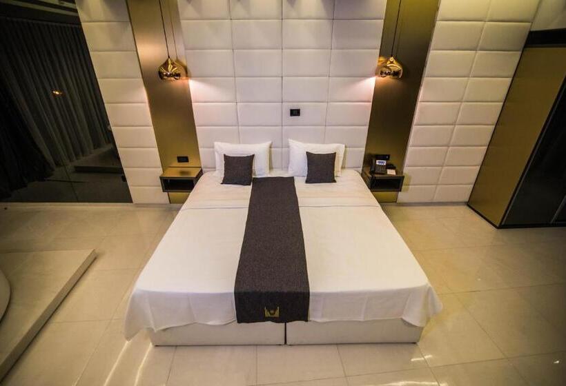 هتل International Palace