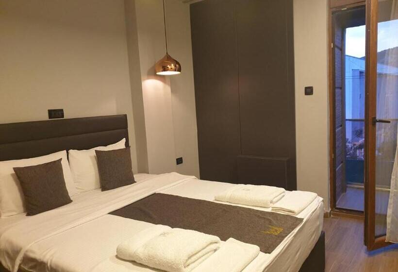 هتل International Palace