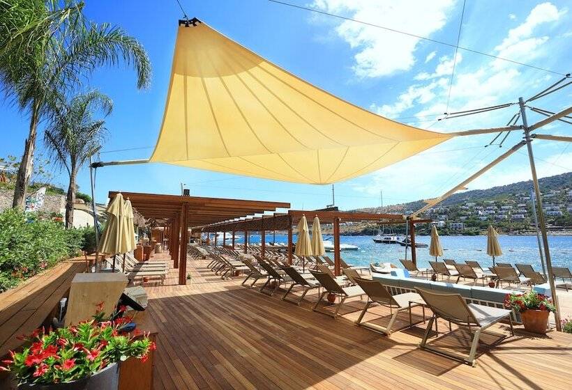 Hotell Mare Deluxe Residences & Villas