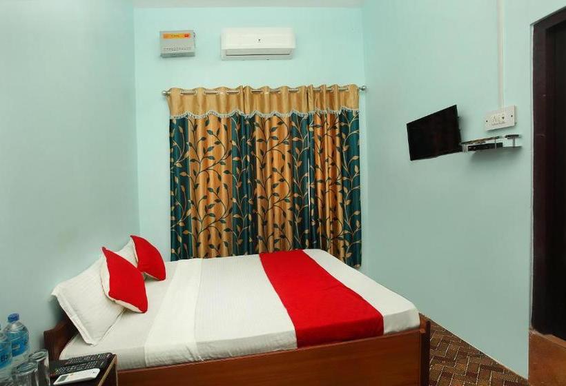 호텔 Spot On 489 The Roadhouse Restro And