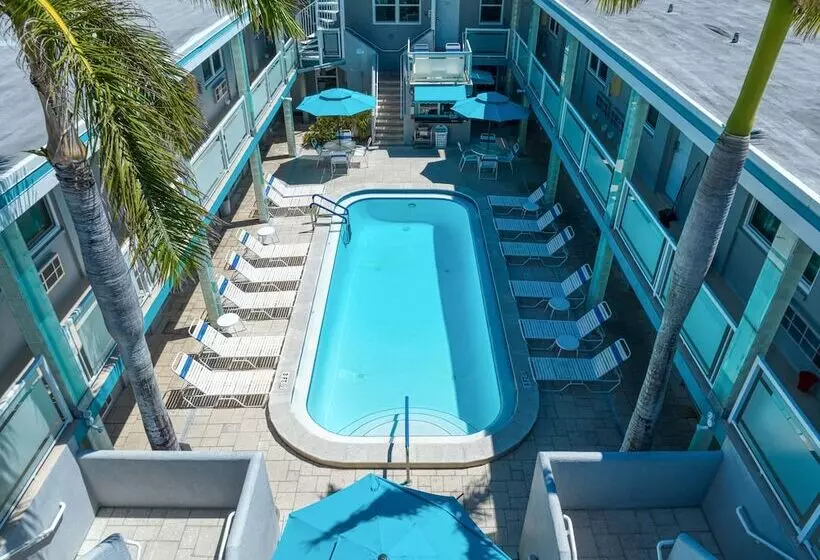 Camelot Beach Suites