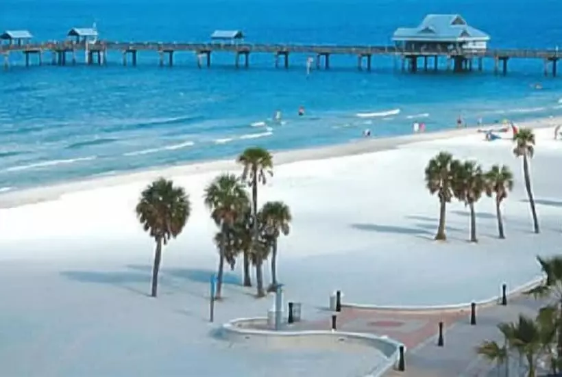 Camelot Beach Suites