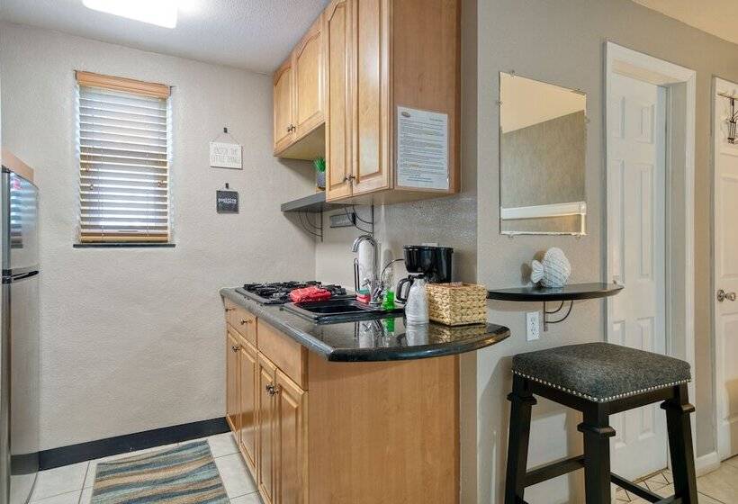 Camelot Beach Suites