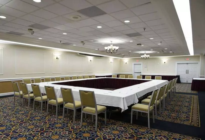 Carousel Resort Hotel And Condominiums