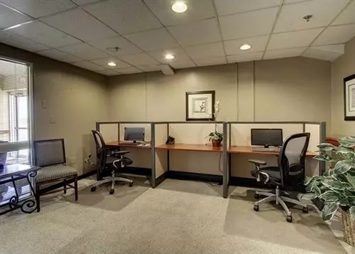 Clarion Hotel Airport