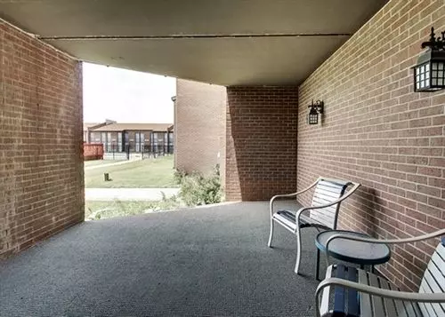 Clarion Hotel Airport