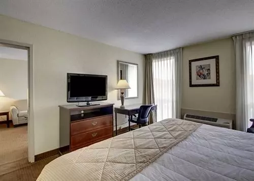 Clarion Hotel Airport