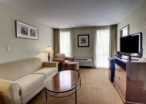 Clarion Hotel Airport